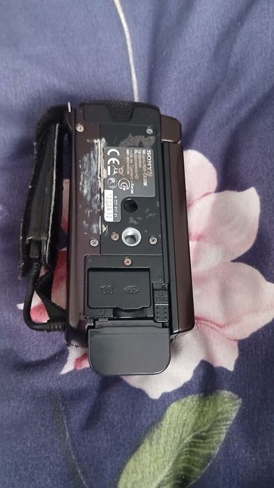 Цифравая видеокамера sony HDR-CX360