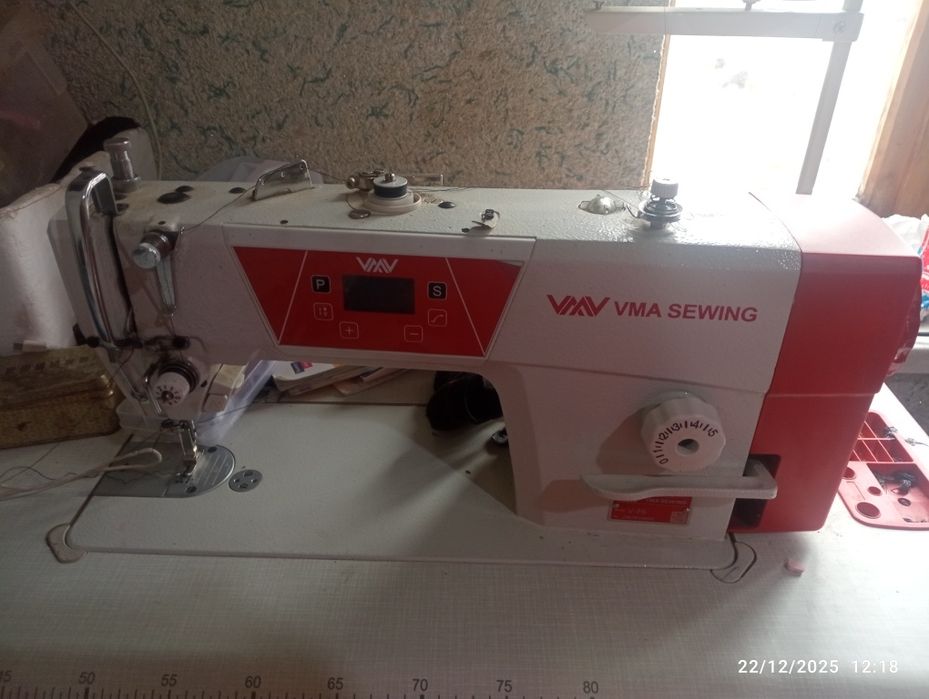 Toʻgʻri chok bilan averlok mashinka sotiladi...