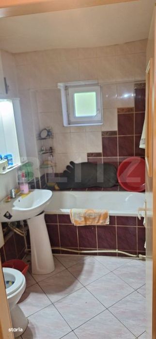 Apartament cu 2 camere, etaj intermediar, Obcini