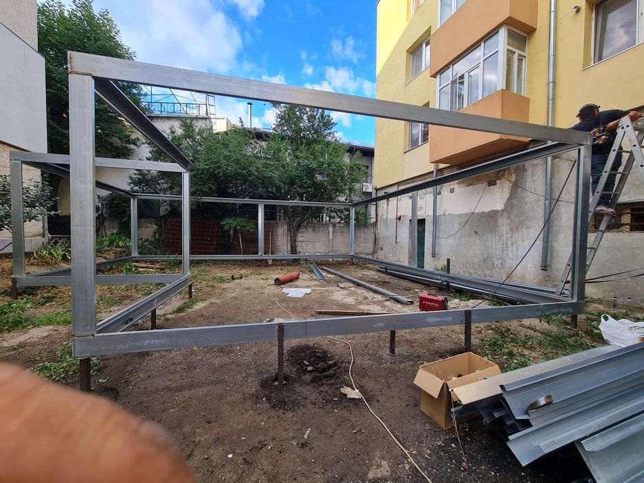 Reazlizăm în TOATĂ ROMÂNIA case și garaje pe STRUCTURĂ METALICĂ
dar si