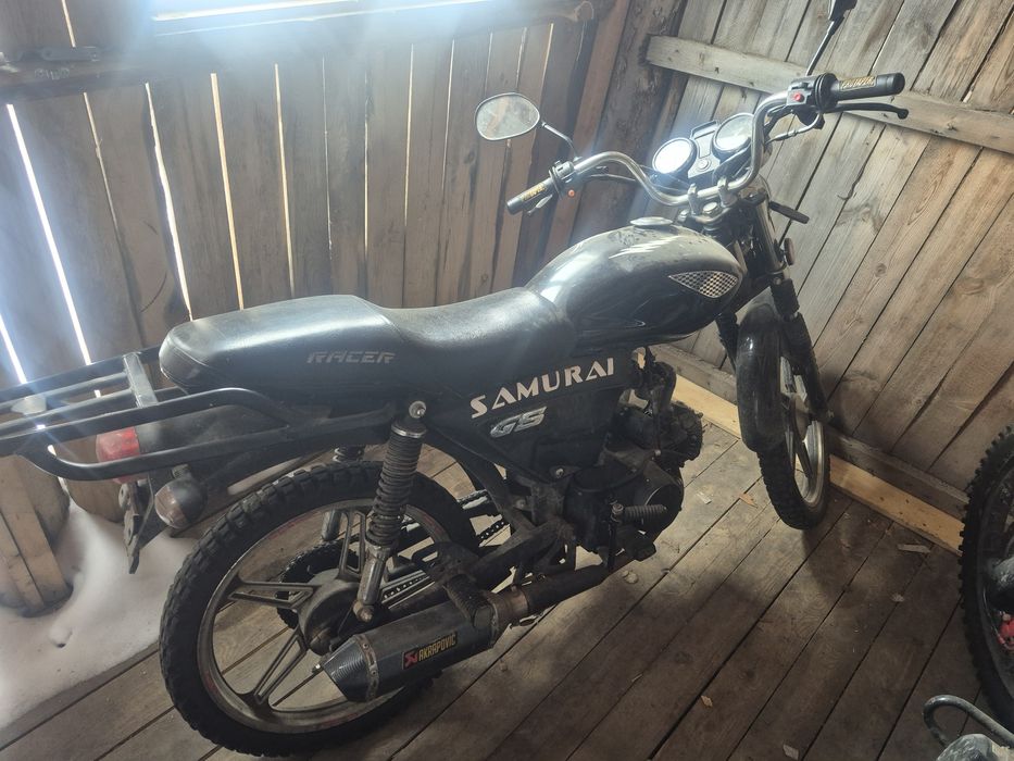 Продаю рейсер 110