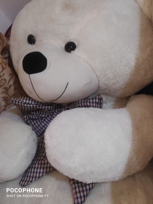 Продам плюшевого мишку