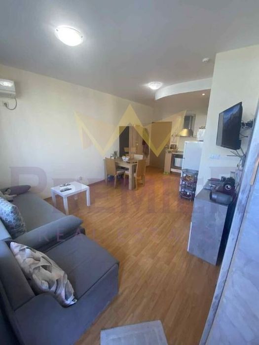 Продава се Двустаен апартамент в Свети Влас - 60 кв.м за 1650 €/кв.м - Снимка #3