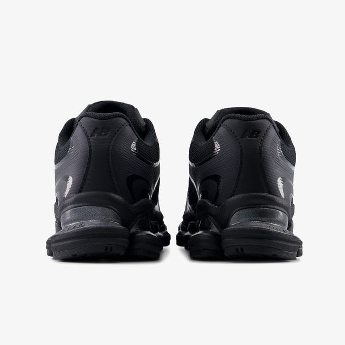 Jordan 4 Retro “Cave Stone and Black”