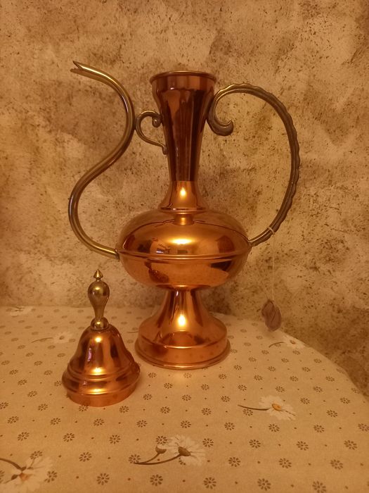 Медна лейка за цветя