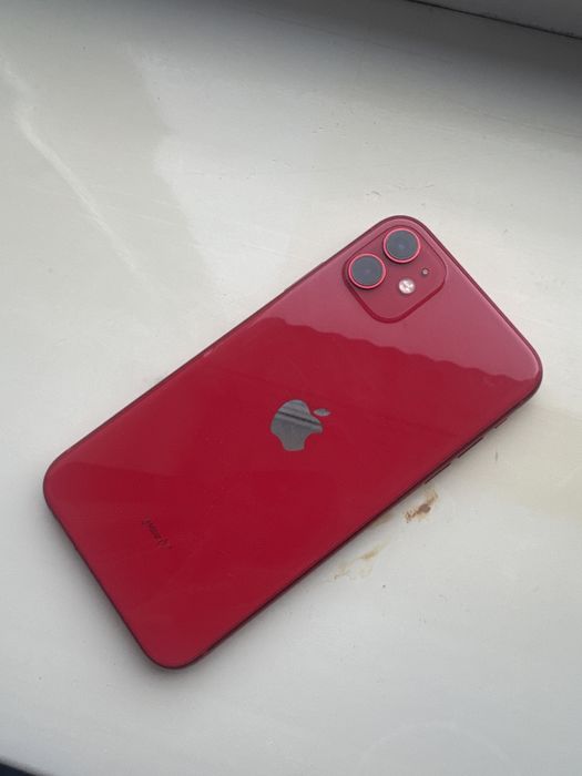 Iphone 11-красный 64гб