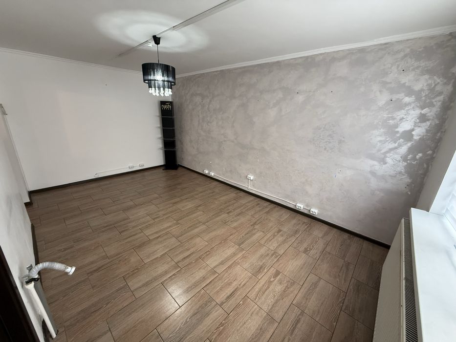 Inchiriez Spatiu Comerciabil Mioveni Zona A-uri