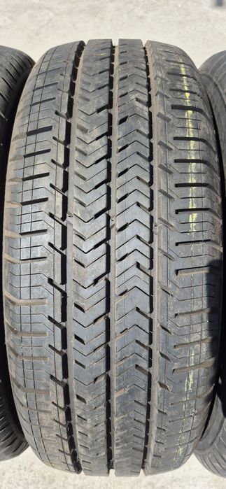4 anvelope vara Michelin 215/60/16C.Pretul este pe bucata.