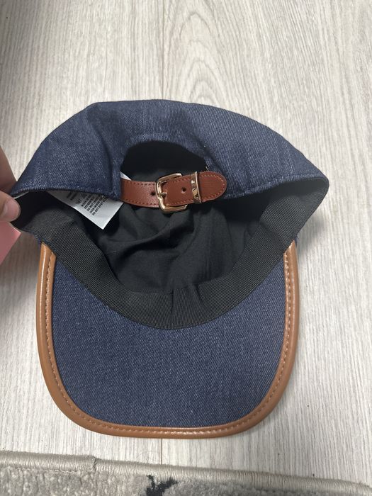 Sapca Miu Miu de piele bleu
