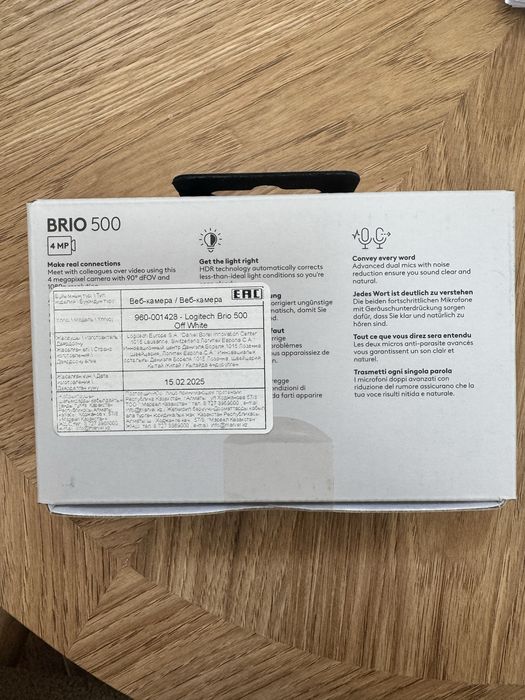 Веб камера Logitech brio 500