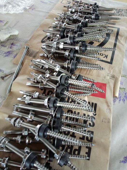 Vând șurub ancoră