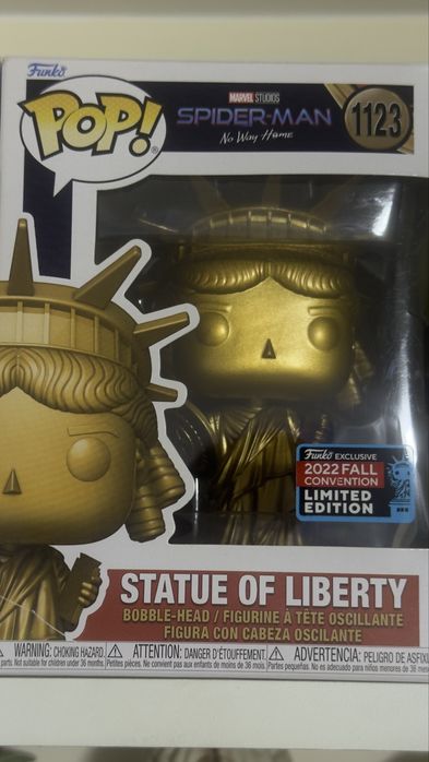 Funko Pop разные все в коробках.