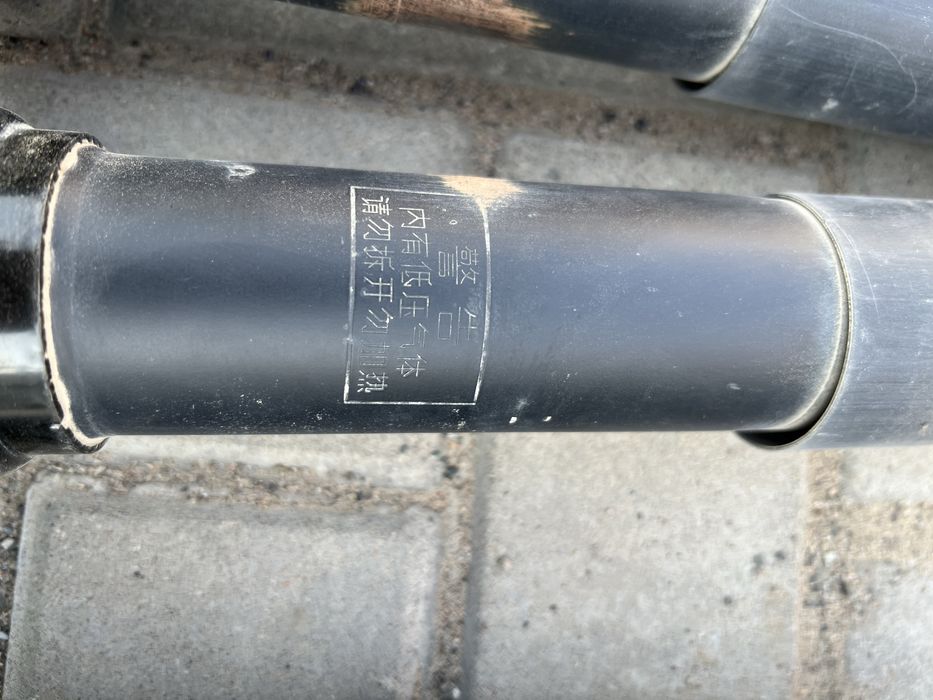 Продам амортизаторы прадо 150