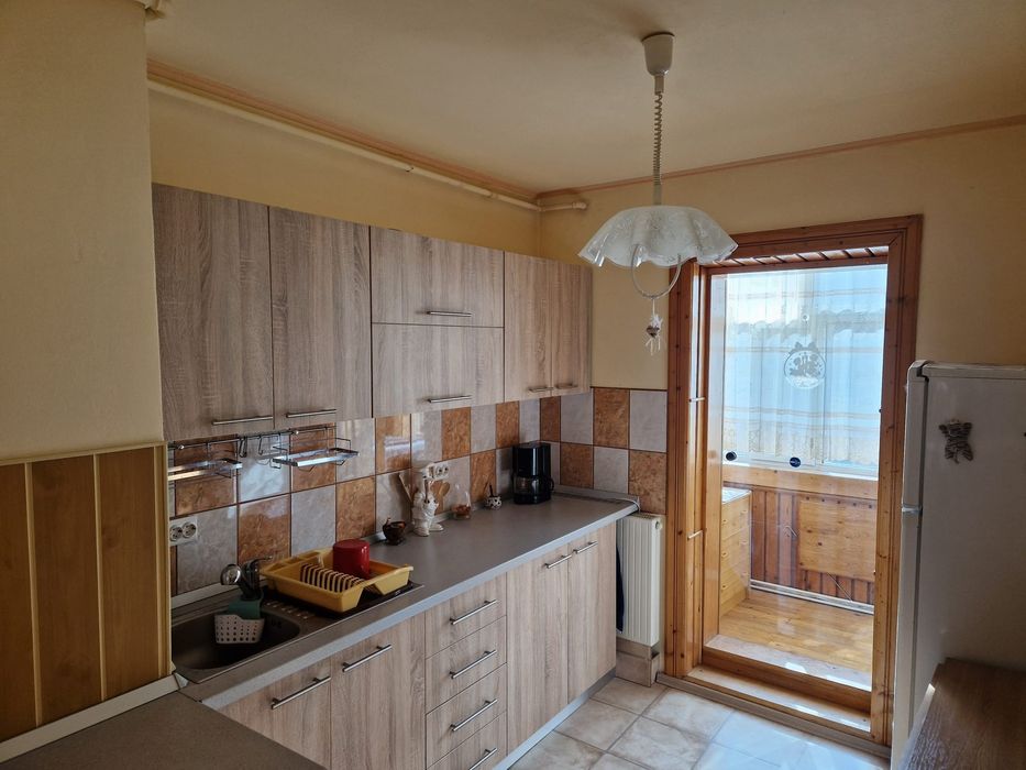 Închiriez apartament 2 camere în Vitrometan Mediaș