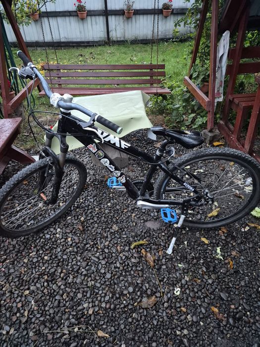 Vând biciclete,UMF Hardy 4 si BMX