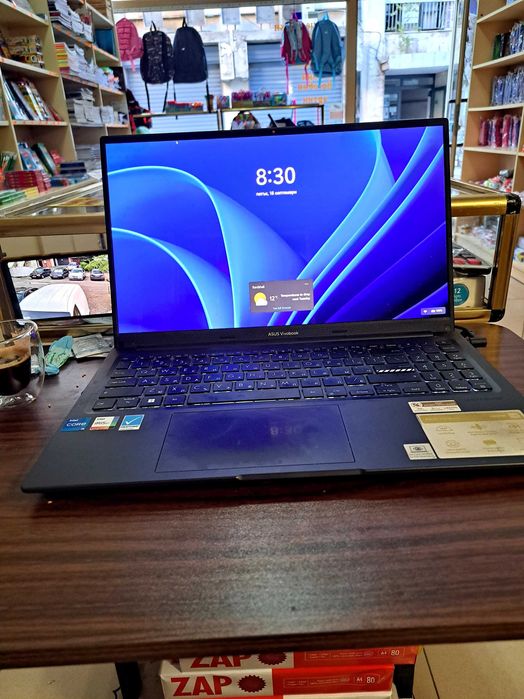 Лаптоп Asus vivabook 15