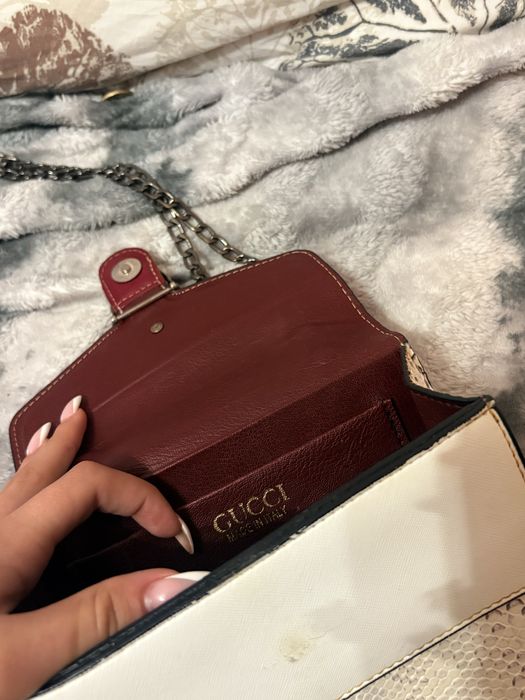 Чанта на GUCCI оригинлна