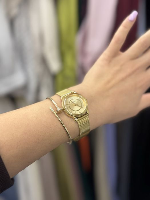 Продам часы от Guess