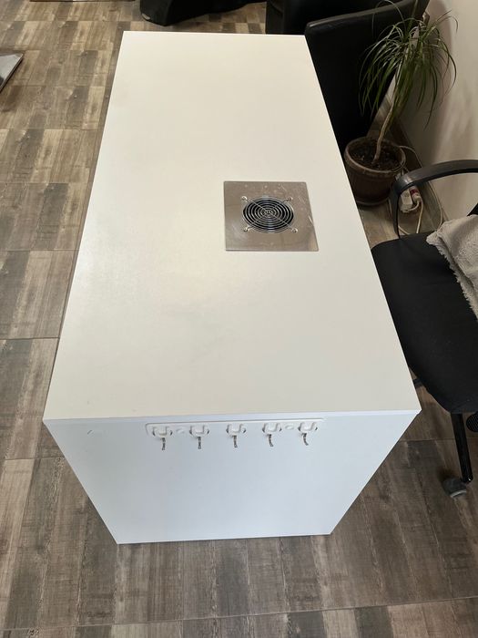 Бюро за маникюр.