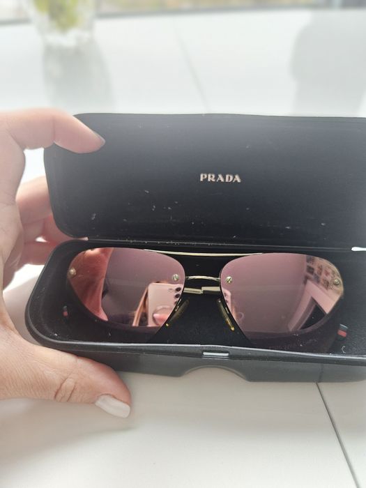 Слънчеви очила Prada