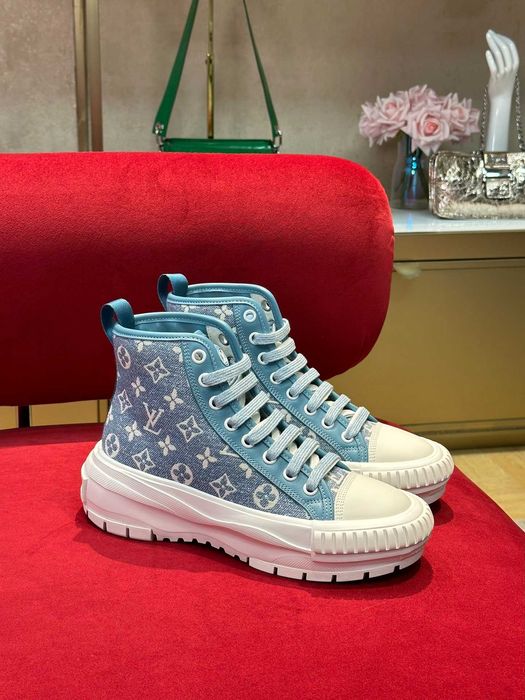 Adidasi Louis Vuitton Calitate Premium