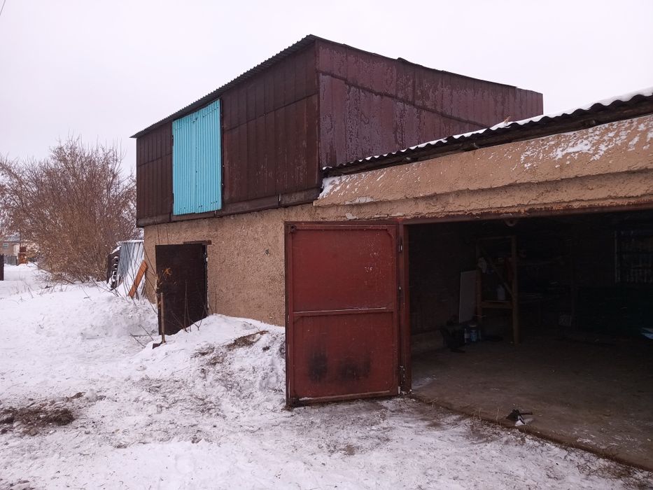 Сдам гараж + помещение. Общ.пл 128.7кв