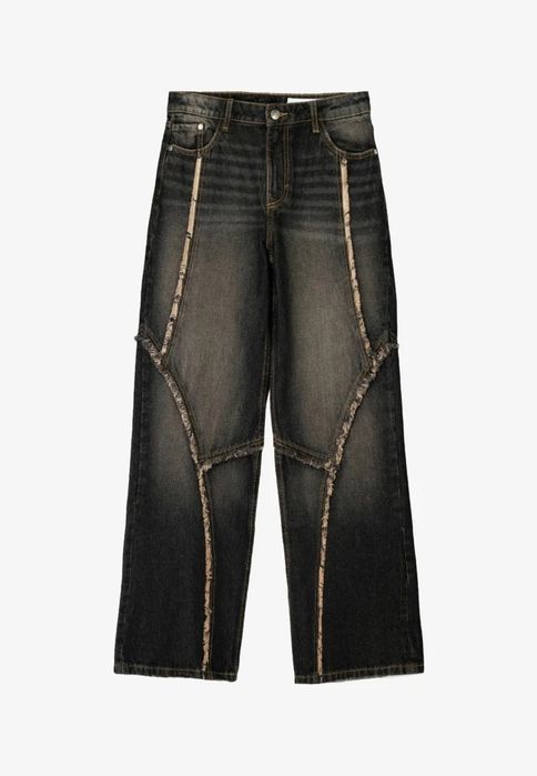 Bershka Pre-owned Relaxed fit jeans - black
