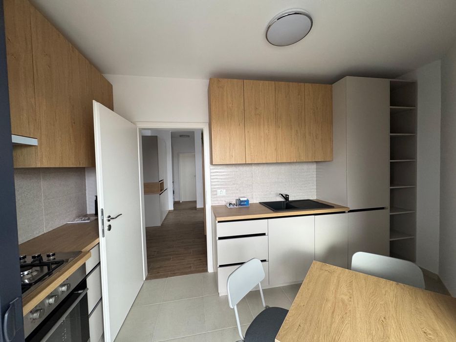 Proprietar inchiriez apartament cu 2 camere