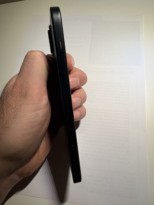 Vand iPhone 15 Plus Negru - 97% bateria