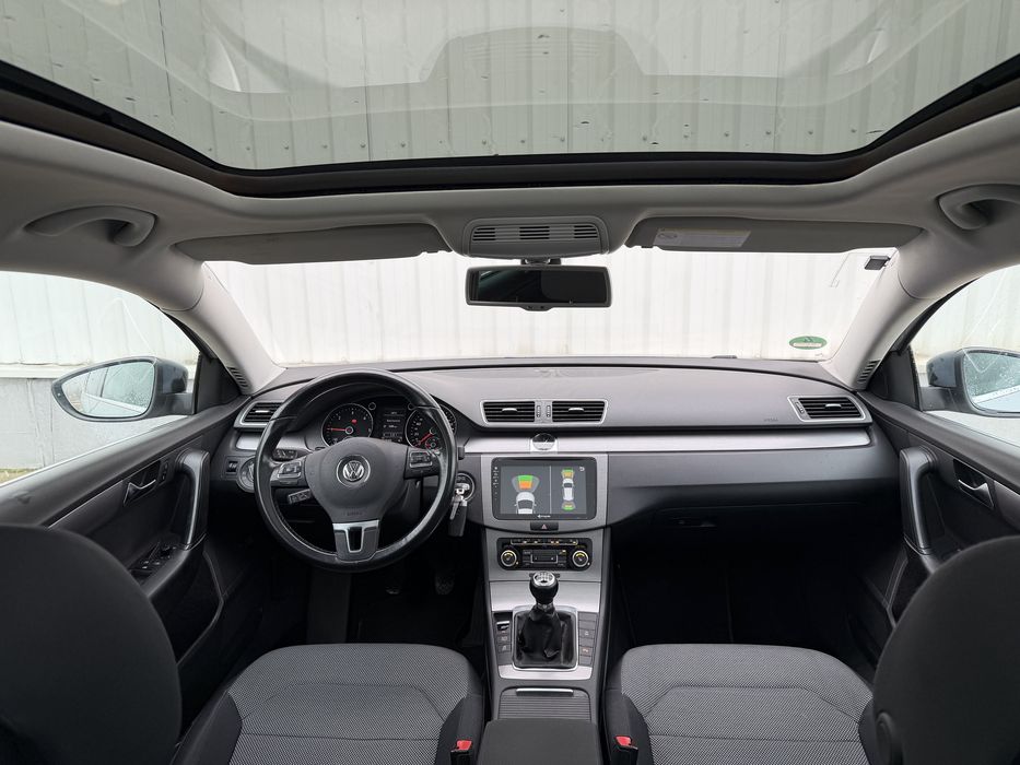 Passat B7 /Xenon/Panoramic/Scaune Ventilate /Senzori parcare