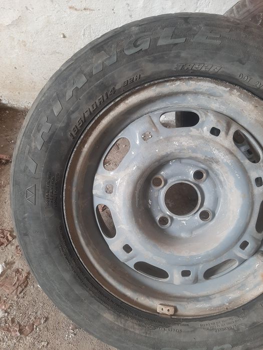 Шина с дисками комплект