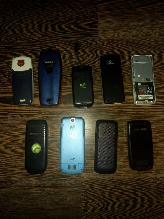 Зарядно за Nokia, Siemens, Motorola, стари телефони за части
