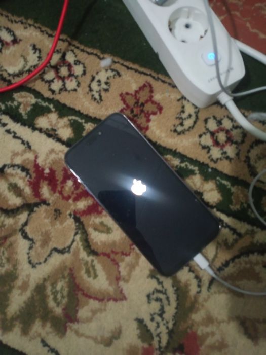 Айфон продам рабочий