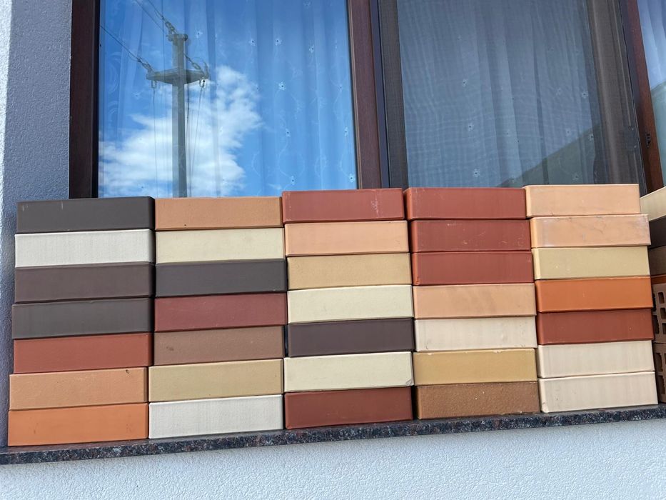 Vand caramida aparenta noua