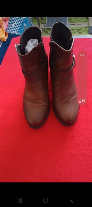 Cizmulite din piele naturala