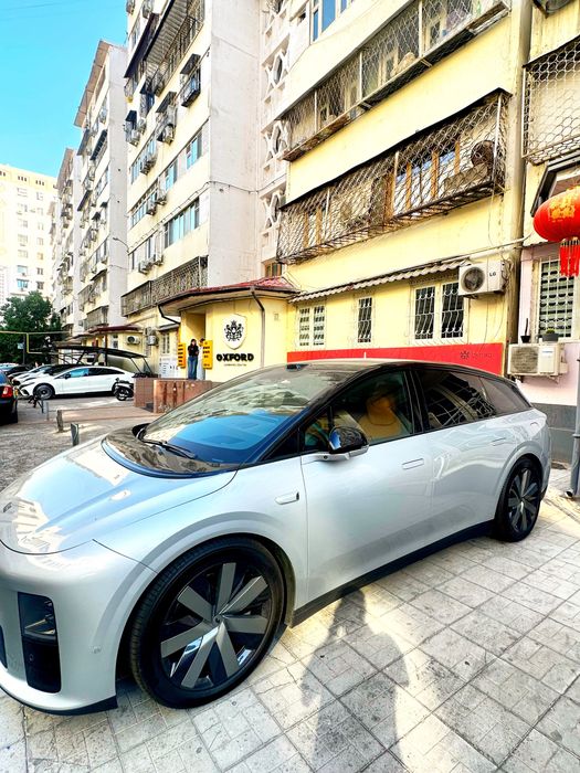 Lixiang i6 2025 yangi