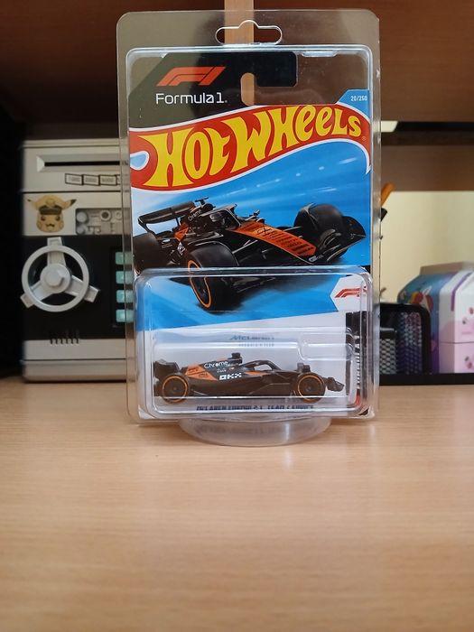 Hot Wheels McLaren Formula 1

Продаю стильную модель болида McLa