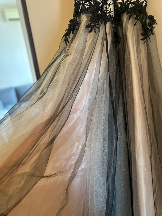 Официална рокля/Абитуриентска