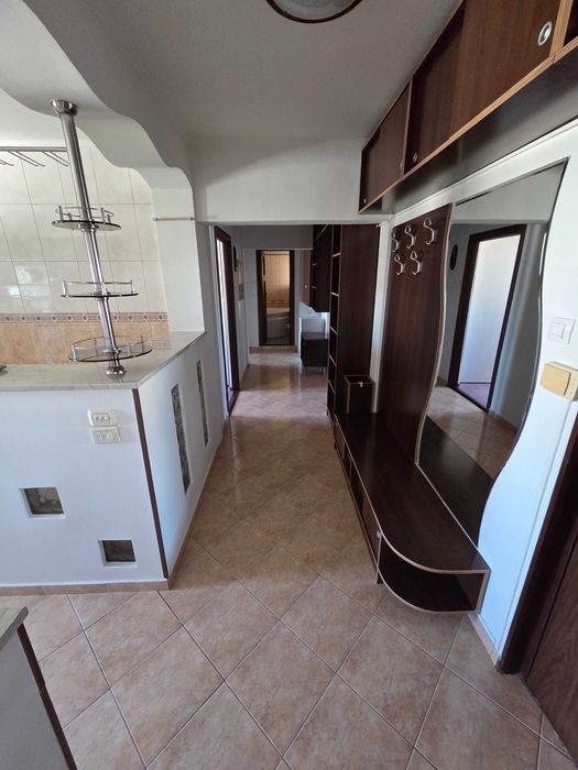 apartament 3 camere de vanzare
