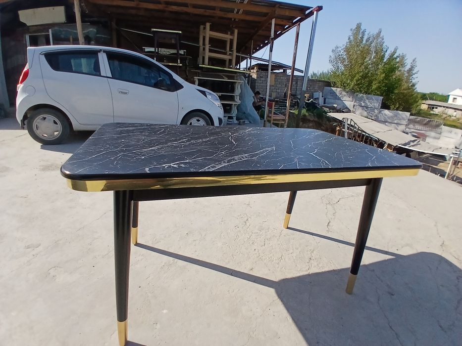 Stol oshhona va mehmonhona uchun. Стол для кухня и заль