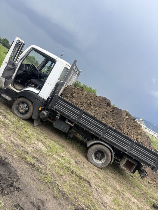 Transport baculabil / exacator  de inchiriat
