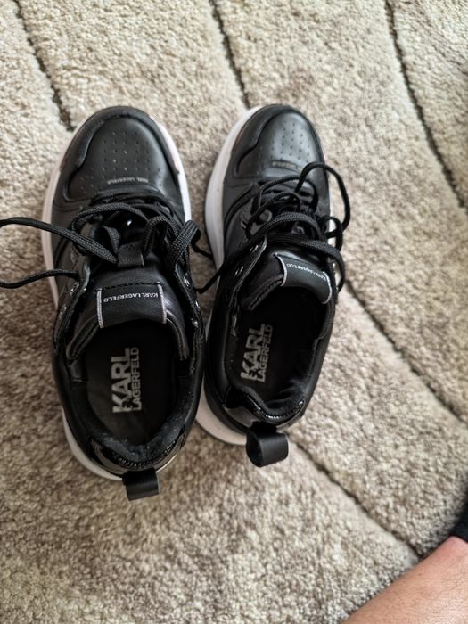 Adidasi Karl Lagerfeld KL62020