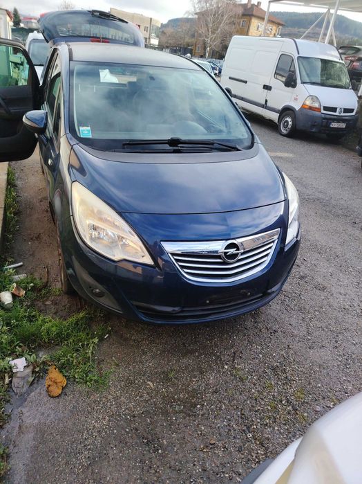 Opel Meriva 1,4 i , Опел Мерива на части! Май 2011