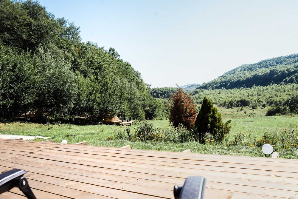 Închiriez cabană și glamping rupte de civilizație