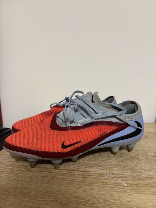 Ghete de fotbal Nike Phantom 6 Low Elite