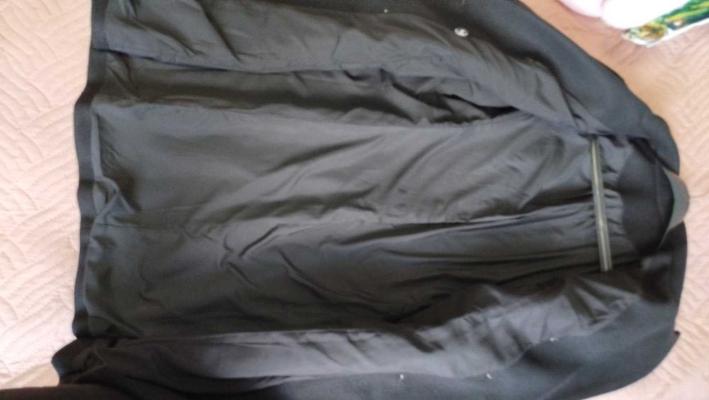 Ново елегантно черно палто