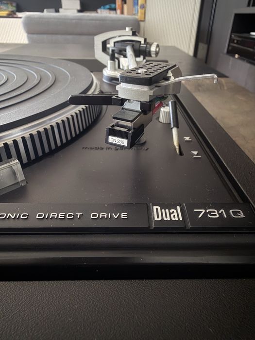 Грамофон Dual CS 731Q