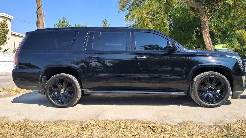 Cadillac Escalade