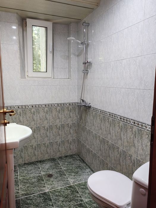 Довършителни работи и ремонтни дейности в жилището