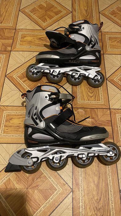 Роликовые коньки Rollerblade Spark 80